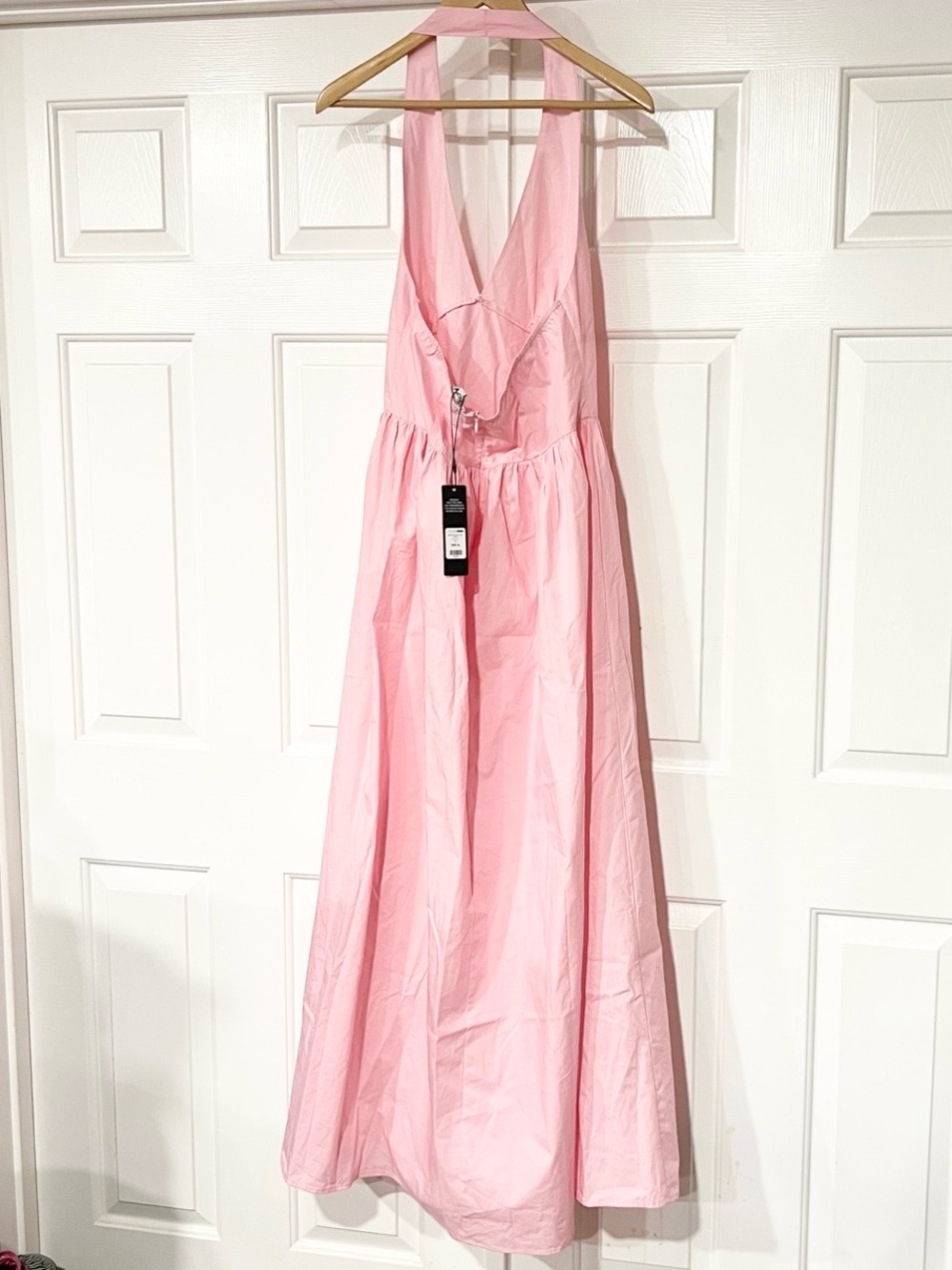 Fashion Nova | Serenita Pink Halter Poplin Maxi Dress - Picture 4 of 5